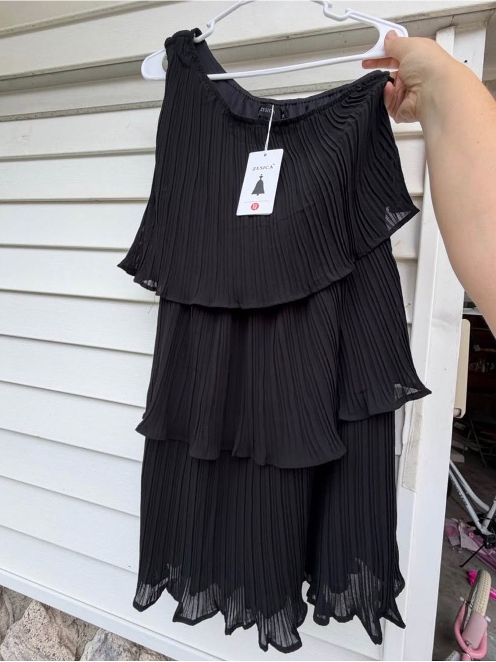 Zesica Black Tiered Pleated Mini Dress